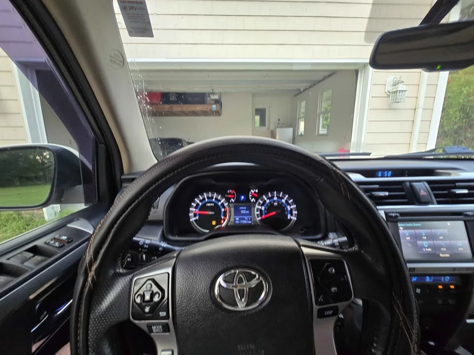 2015 Toyota 4Runner 5th Gen - Image 8 of 20