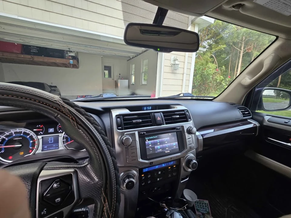 2015 Toyota 4Runner 5th Gen - Image 7 of 20