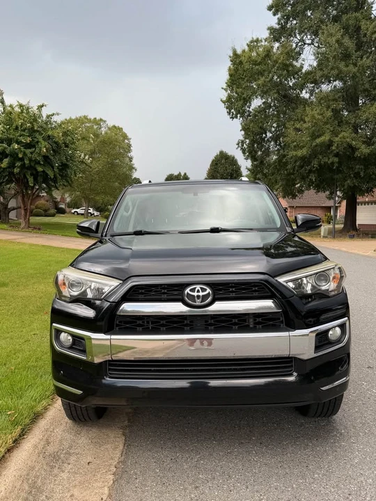 2015 Toyota 4Runner 5th Gen - Image 5 of 10