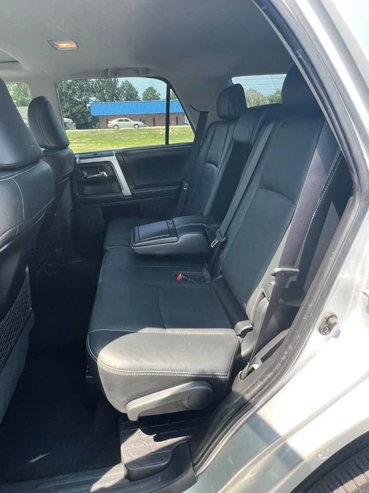 2015 Toyota 4Runner 5th Gen - Image 11 of 16