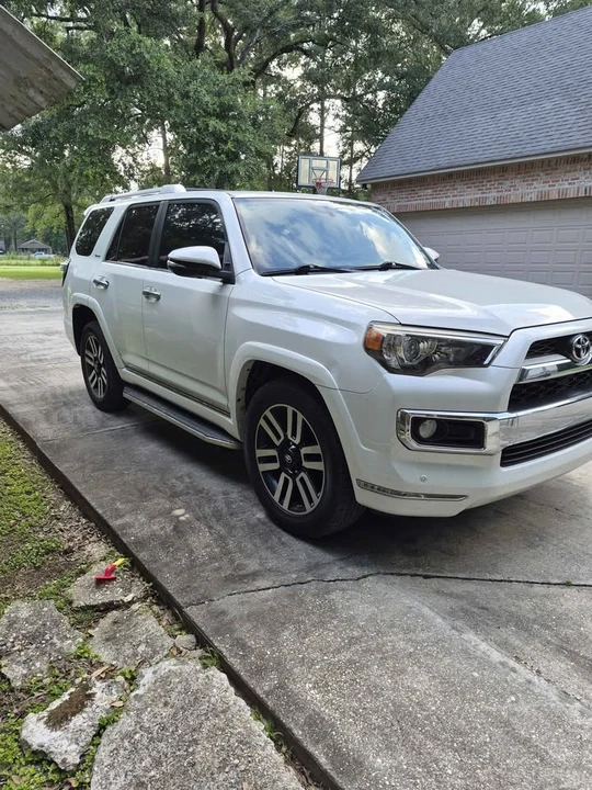 2015 Toyota 4Runner 5th Gen - Image 4 of 8
