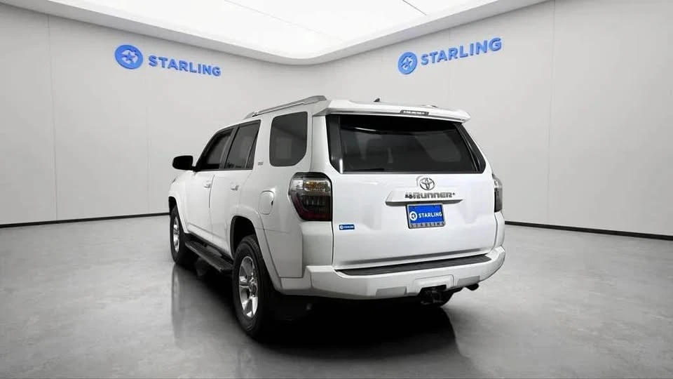 2015 Toyota 4Runner 5th Gen - Image 5 of 15