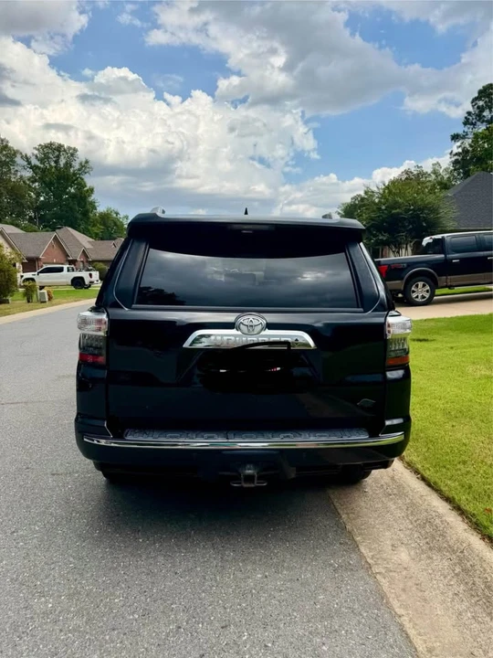 2015 Toyota 4Runner 5th Gen - Image 3 of 10