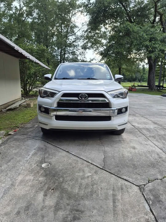 2015 Toyota 4Runner 5th Gen - Image 3 of 8