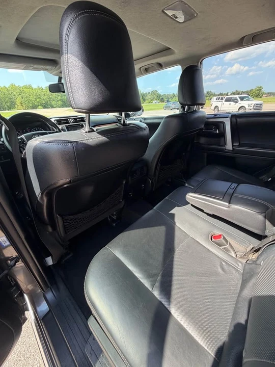 2015 Toyota 4Runner 5th Gen - Image 11 of 16