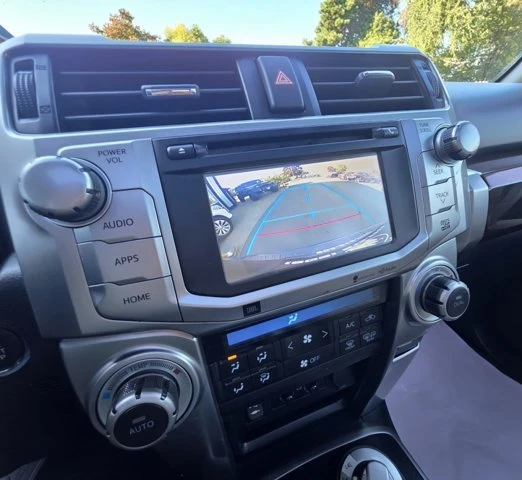 2015 Toyota 4Runner 5th Gen - Image 11 of 20