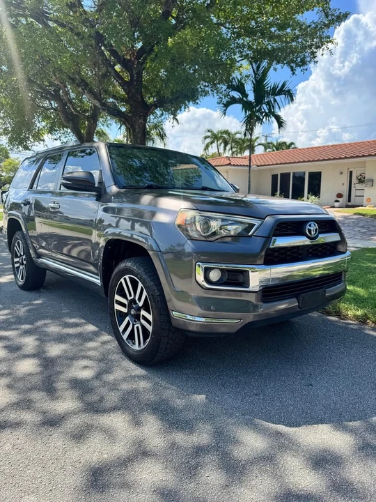 2015 Toyota 4Runner 5th Gen - Image 5 of 12