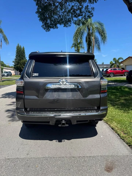 2015 Toyota 4Runner 5th Gen - Image 5 of 12