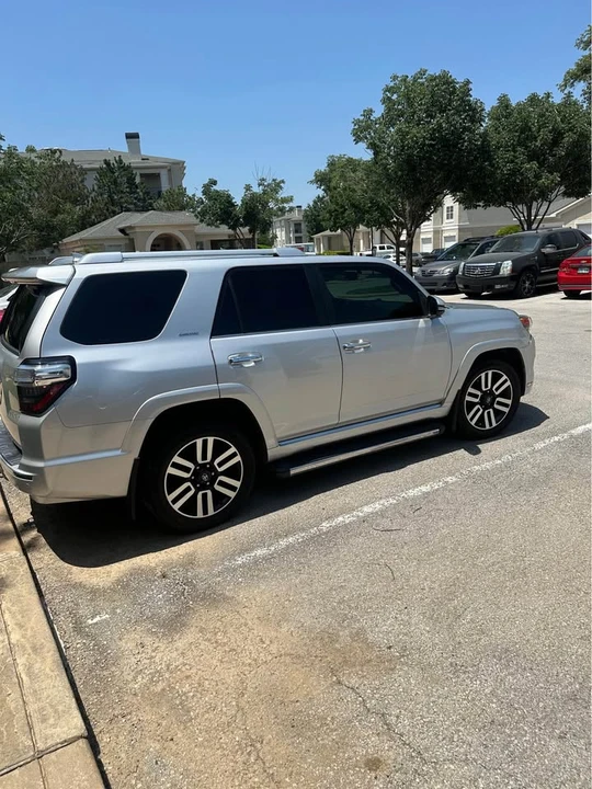 2015 Toyota 4Runner 5th Gen - Image 5 of 11