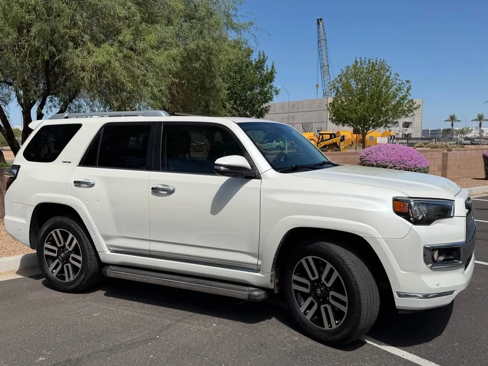 2015 Toyota 4Runner 5th Gen - Image 4 of 20