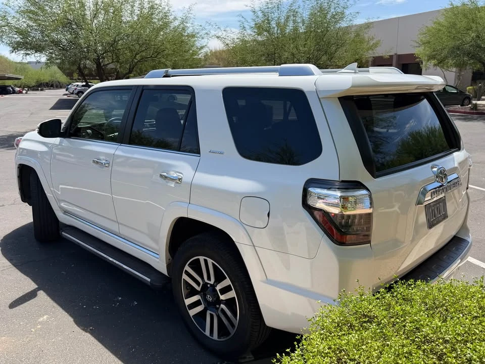2015 Toyota 4Runner 5th Gen - Image 8 of 20