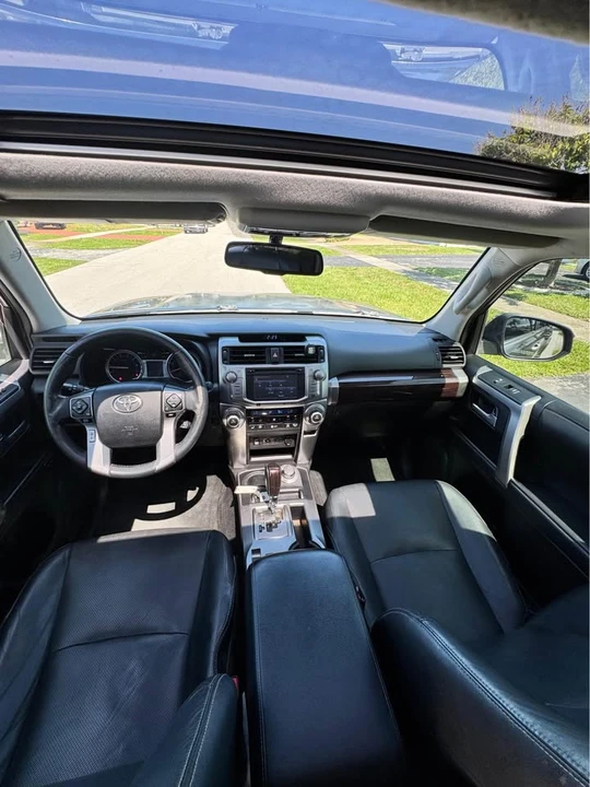 2015 Toyota 4Runner 5th Gen - Image 9 of 12