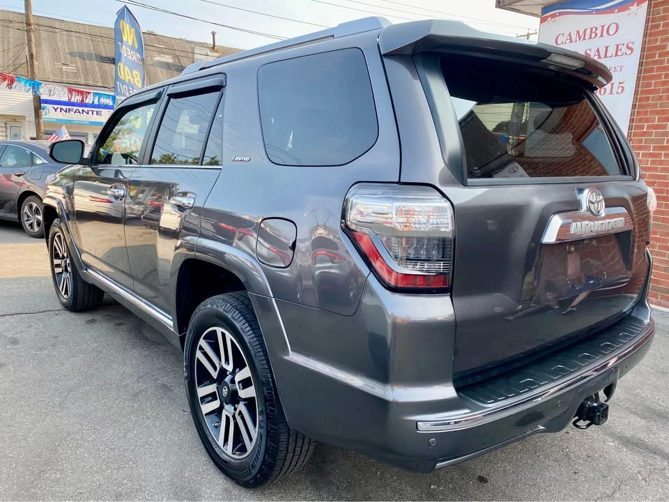 2015 Toyota 4Runner 5th Gen - Image 9 of 20