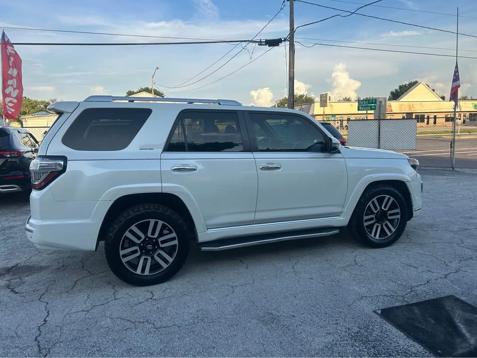 2015 Toyota 4Runner 5th Gen - Image 5 of 8