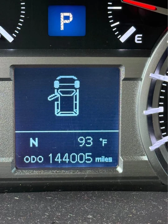 2015 Toyota 4Runner 5th Gen - Image 9 of 10