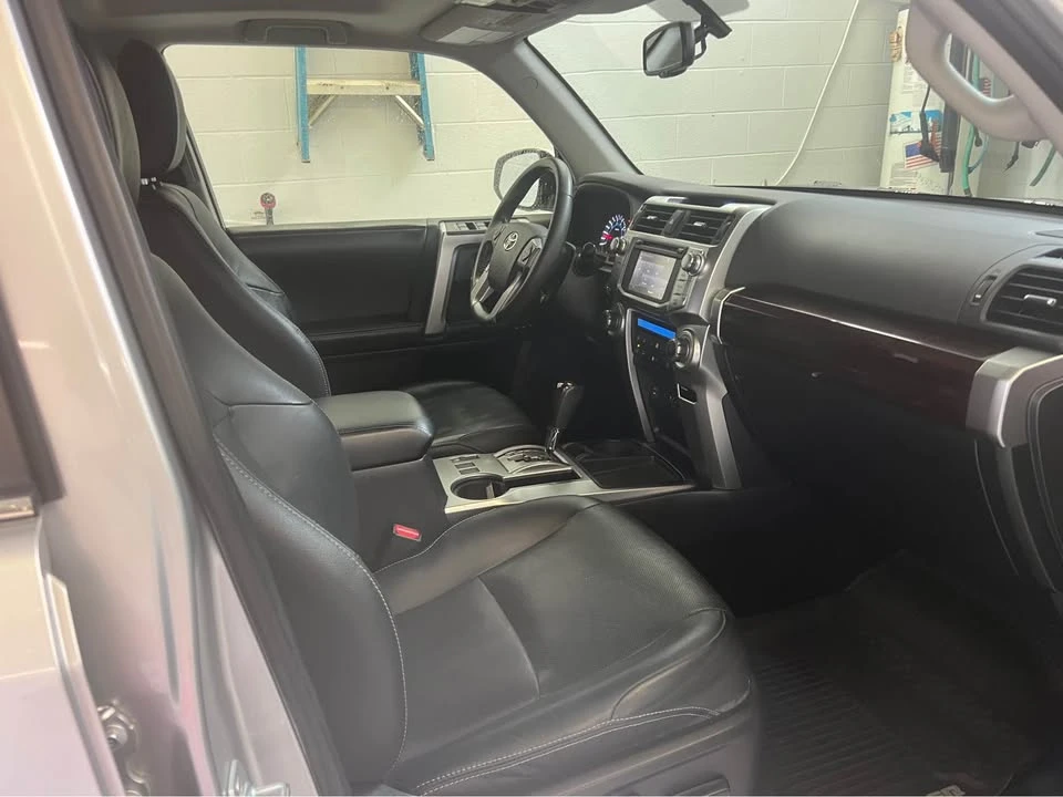 2015 Toyota 4Runner 5th Gen - Image 9 of 11