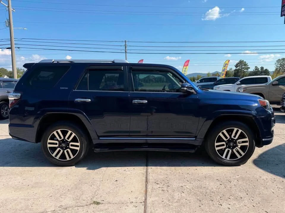 2015 Toyota 4Runner 5th Gen - Image 4 of 20