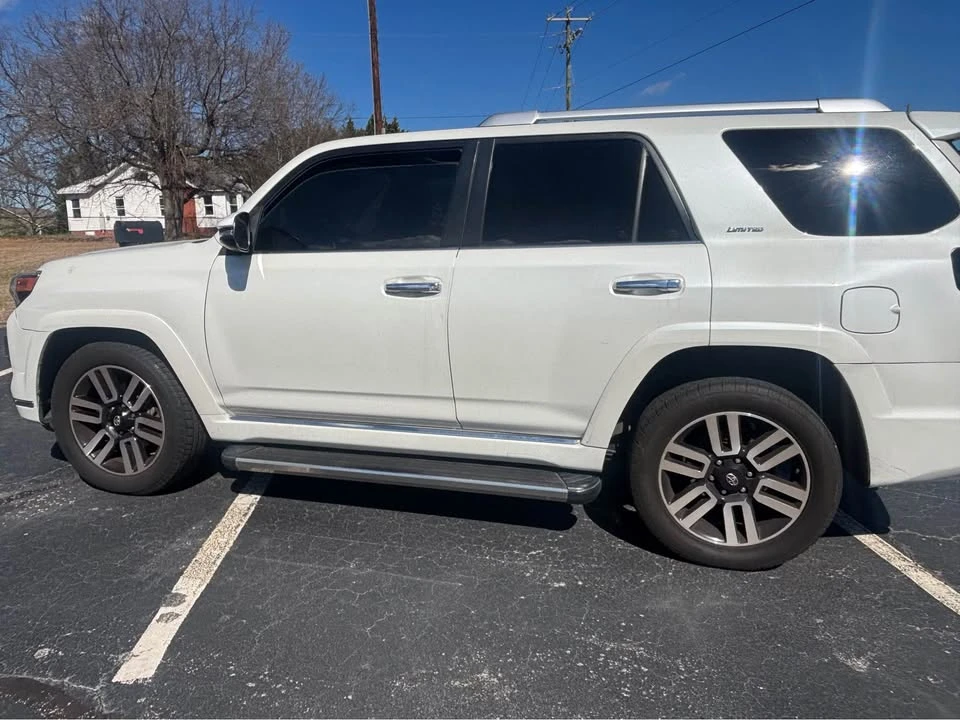 2015 Toyota 4Runner 5th Gen - Image 11 of 14