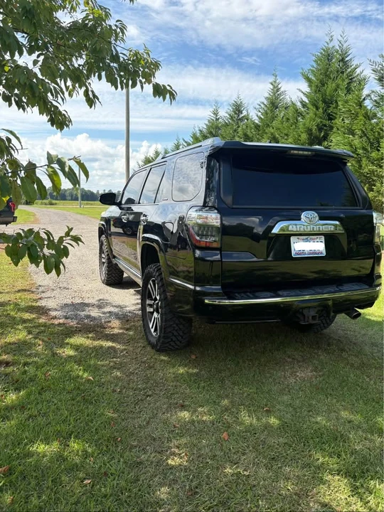 2015 Toyota 4Runner 5th Gen - Image 3 of 8