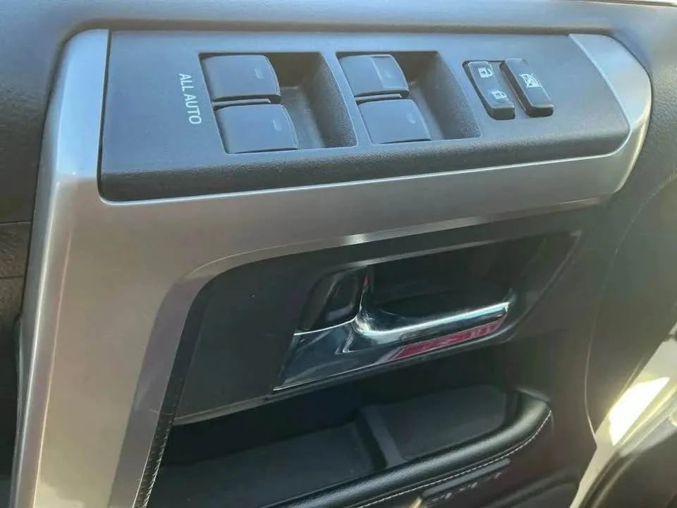 2015 Toyota 4Runner 5th Gen - Image 2 of 13