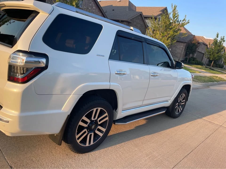2015 Toyota 4Runner 5th Gen - Image 8 of 10
