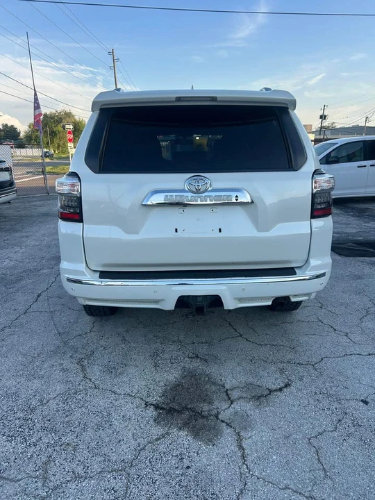 2015 Toyota 4Runner 5th Gen - Image 4 of 8