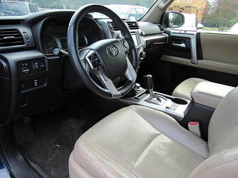 2015 Toyota 4Runner 5th Gen - Image 6 of 10