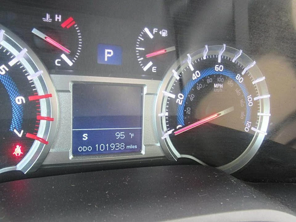 2015 Toyota 4Runner 5th Gen - Image 9 of 10