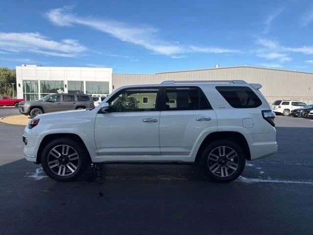 2015 Toyota 4Runner 5th Gen - Image 5 of 11
