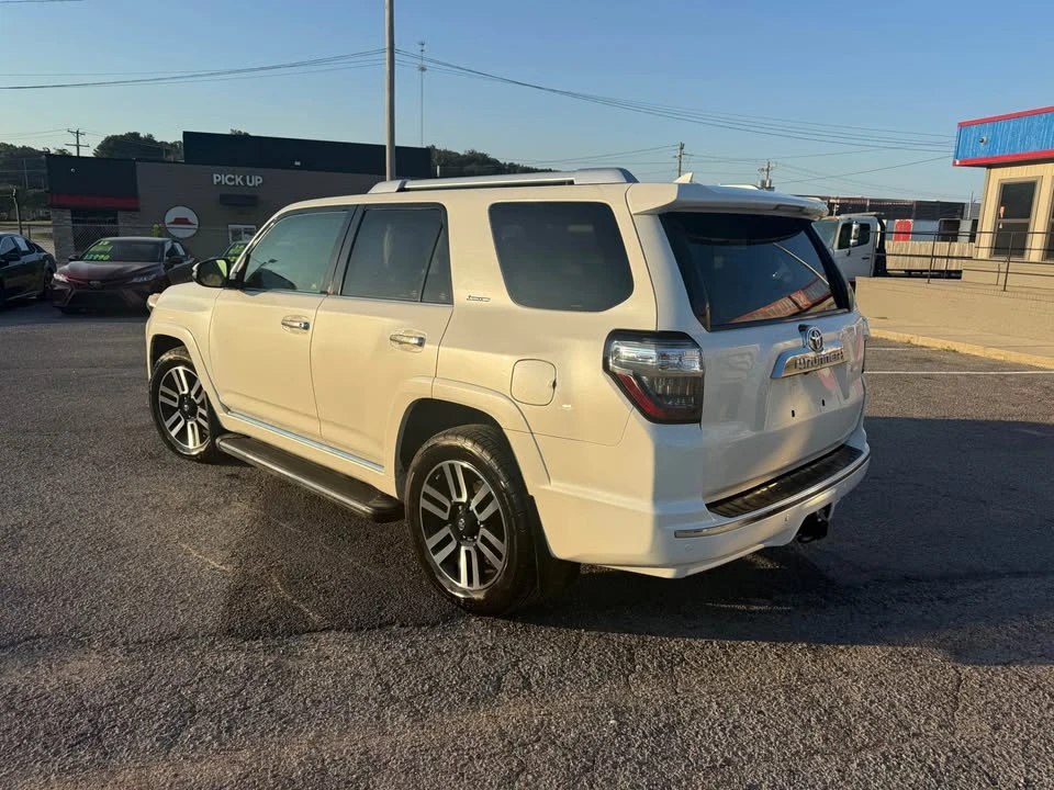2015 Toyota 4Runner 5th Gen - Image 3 of 11