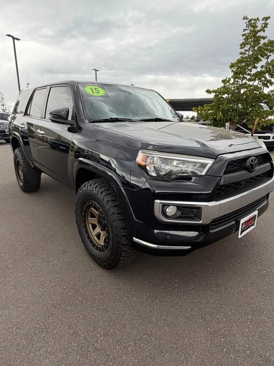 2015 Toyota 4Runner 5th Gen - Image 2 of 16