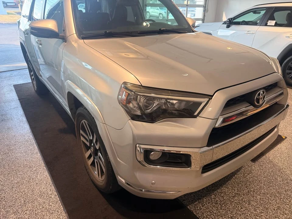 2015 Toyota 4Runner 5th Gen - Image 3 of 8
