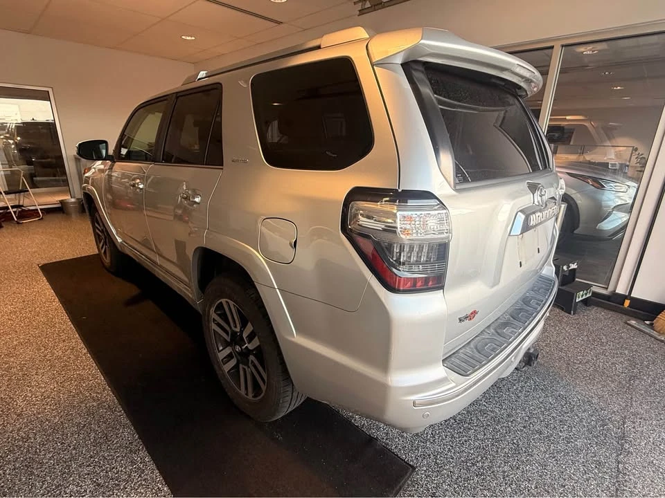 2015 Toyota 4Runner 5th Gen - Image 4 of 8