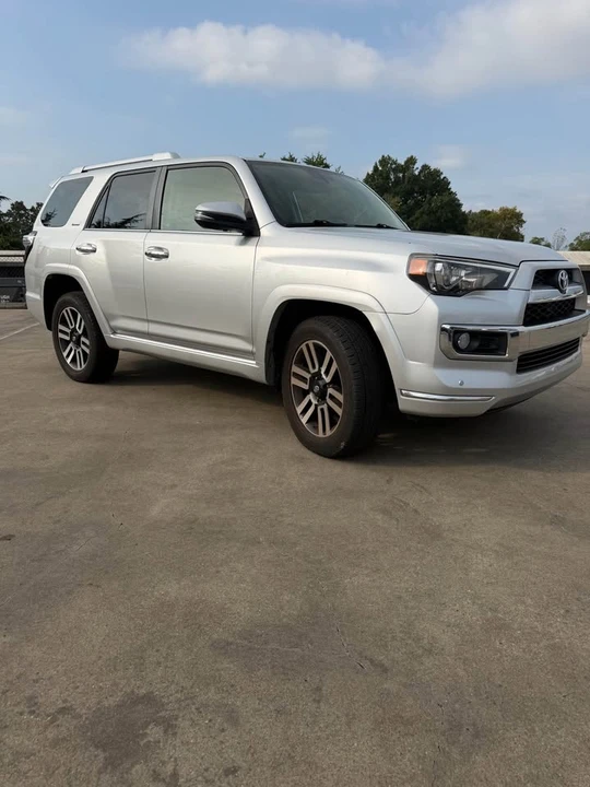 2015 Toyota 4Runner 5th Gen - Image 2 of 9