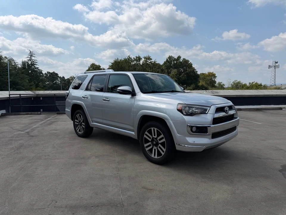 2015 Toyota 4Runner 5th Gen - Image 7 of 9