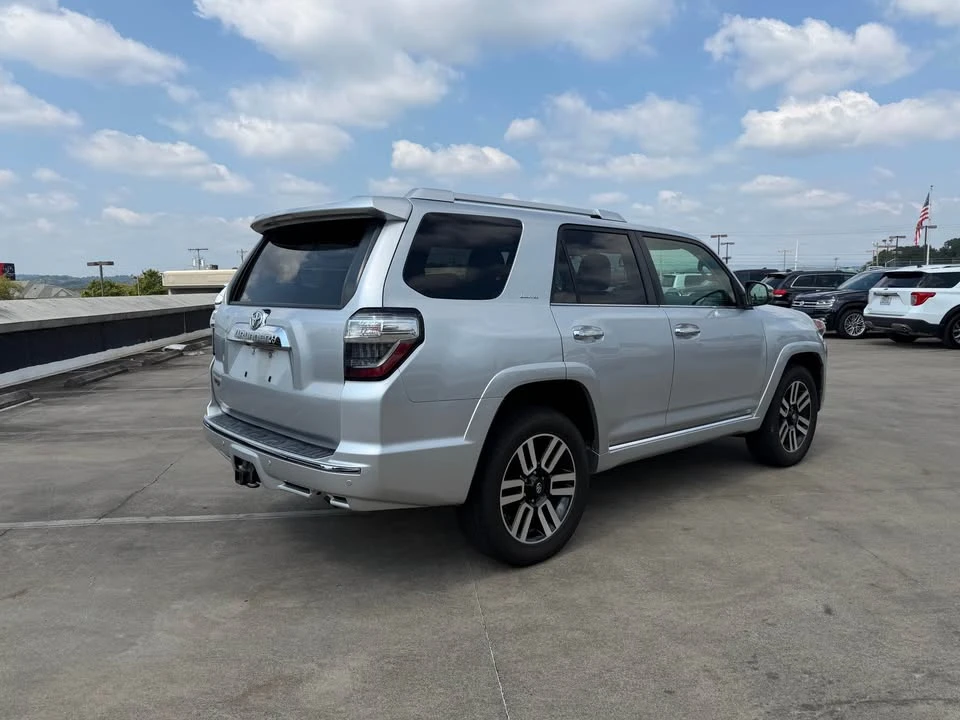 2015 Toyota 4Runner 5th Gen - Image 2 of 9
