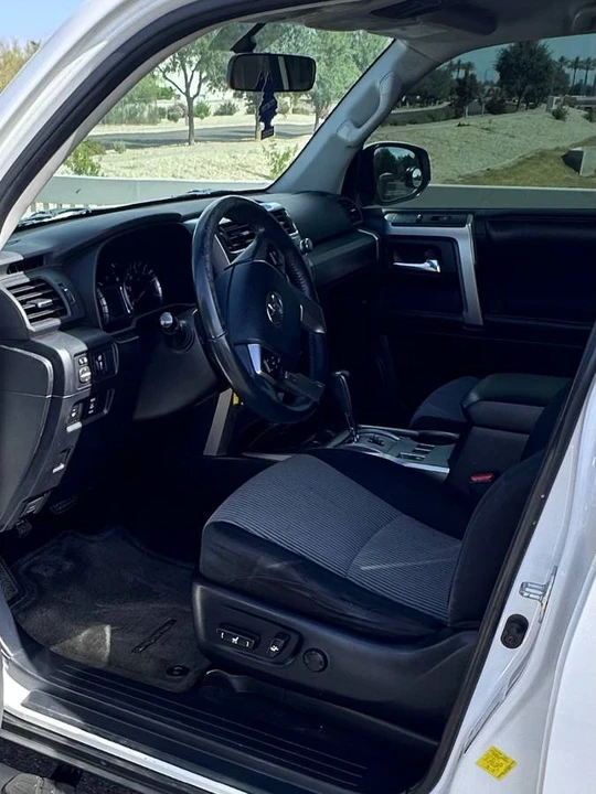 2015 Toyota 4Runner 5th Gen - Image 5 of 8