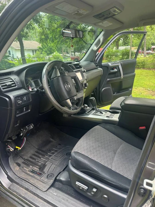 2015 Toyota 4Runner 5th Gen - Image 11 of 15