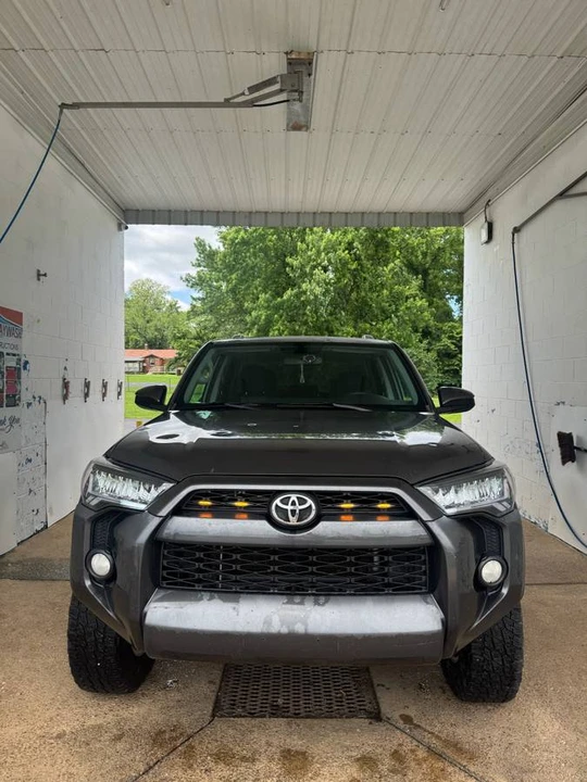 2015 Toyota 4Runner 5th Gen - Image 2 of 15