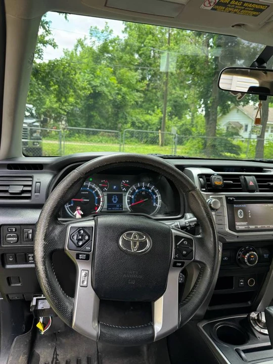 2015 Toyota 4Runner 5th Gen - Image 13 of 15