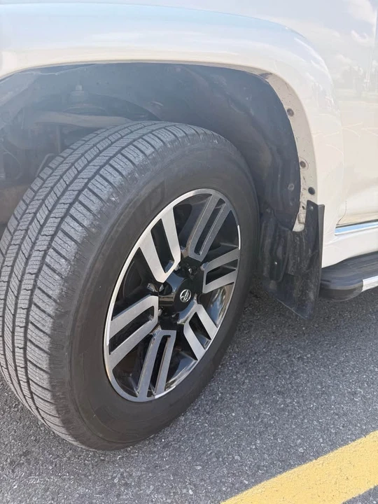 2015 Toyota 4Runner 5th Gen - Image 8 of 9