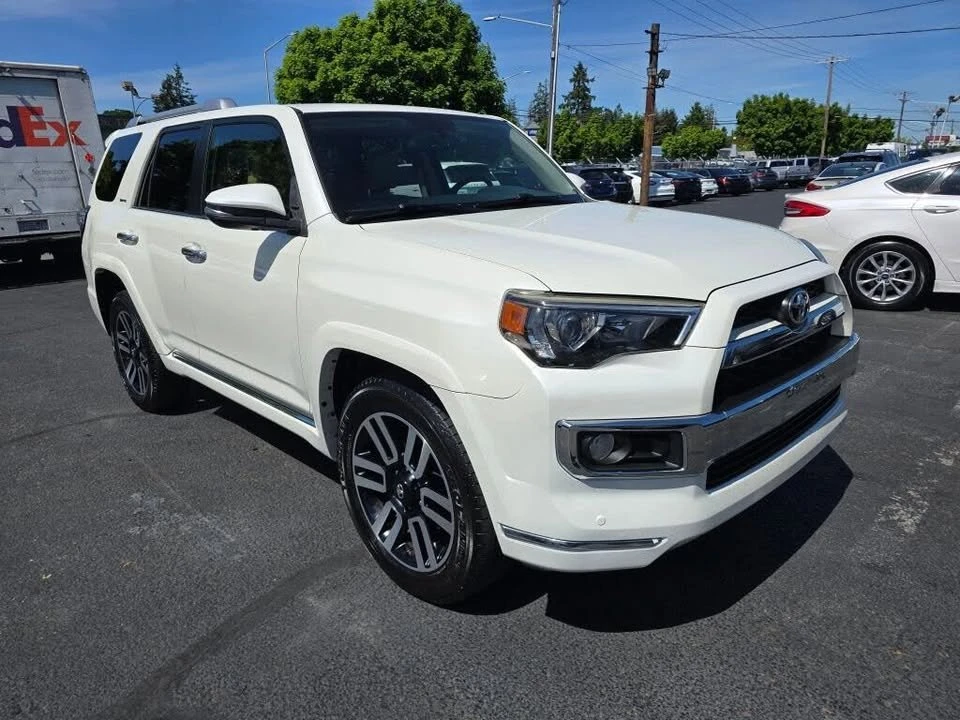 2015 Toyota 4Runner 5th Gen - Image 7 of 20