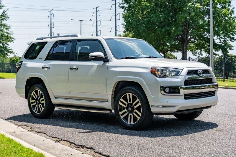 2015 Toyota 4Runner 5th Gen - Image 4 of 20