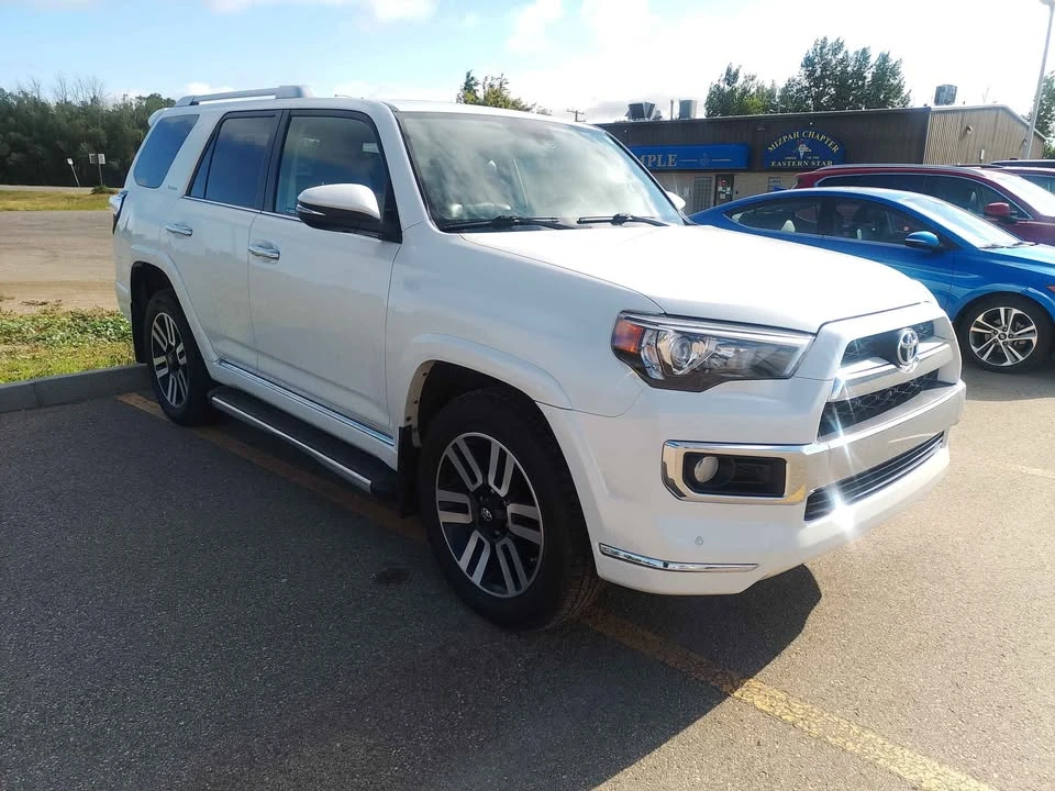 2015 Toyota 4Runner 5th Gen - Image 3 of 7