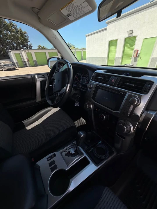 2015 Toyota 4Runner 5th Gen - Image 6 of 20