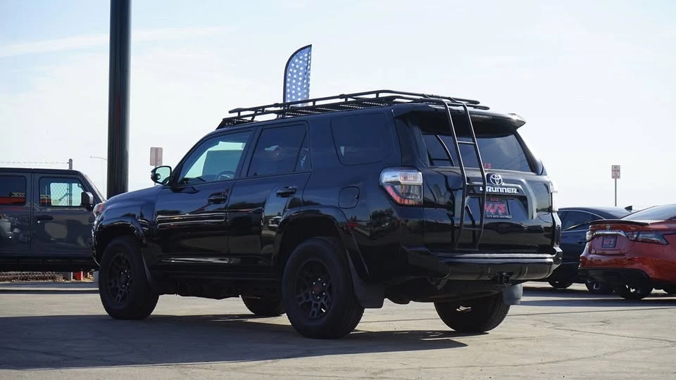 2015 Toyota 4Runner 5th Gen - Image 5 of 20
