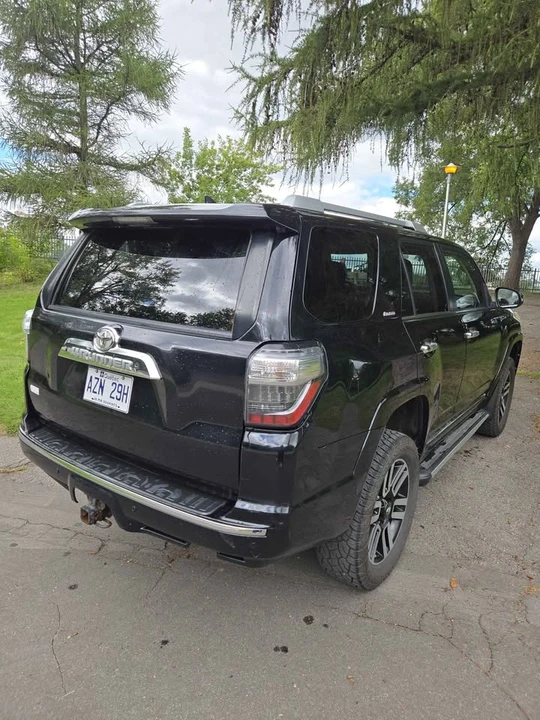 2015 Toyota 4Runner 5th Gen - Image 5 of 12