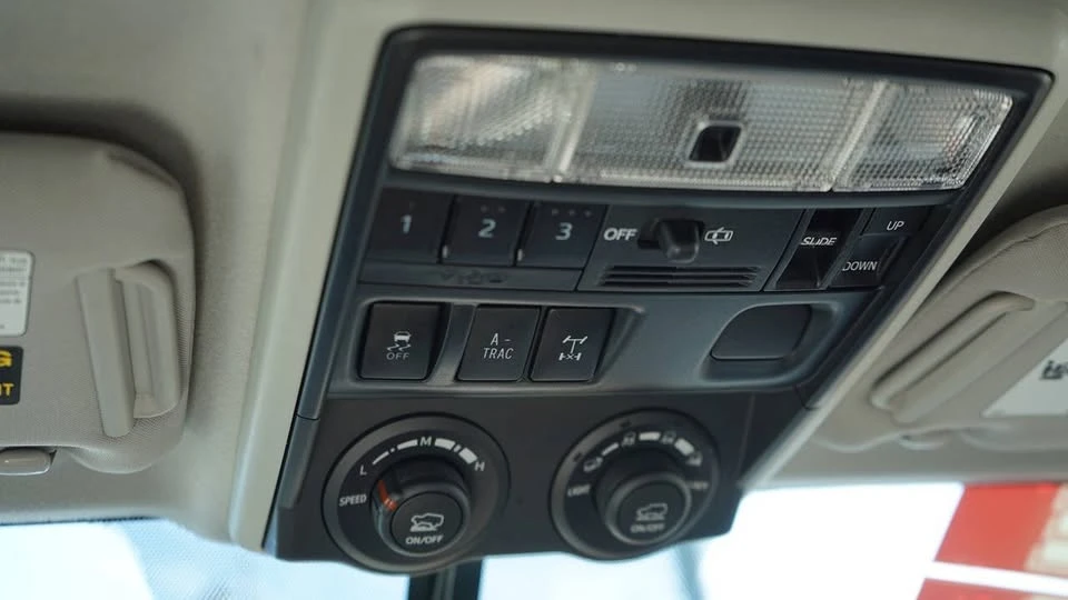 2015 Toyota 4Runner 5th Gen - Image 12 of 20