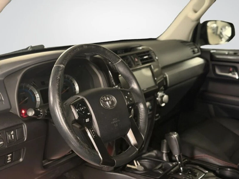 2015 Toyota 4Runner 5th Gen - Image 10 of 20