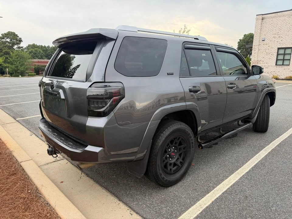 2015 Toyota 4Runner 5th Gen - Image 5 of 15